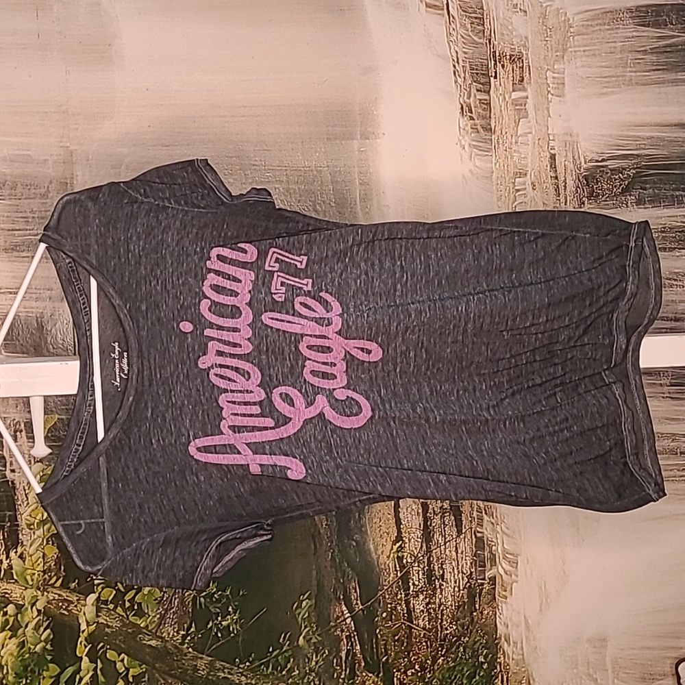 American Eagle 77 Womens Small vintage favorite tee gray and pink Tshirt